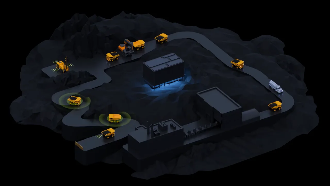 Animación isométrica de un tajo abierto visto desde el aire: camiones de acarreo y equipo auxiliar recorren las rampas mientras se encienden avisos de proximidad sobre las unidades y viajan hasta el centro de control del campamento.